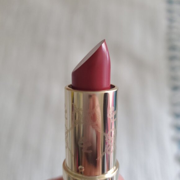 Brand New Lipstick by Estee Lauder, and tote bag Elegant Patterns - Picture 5 of 13